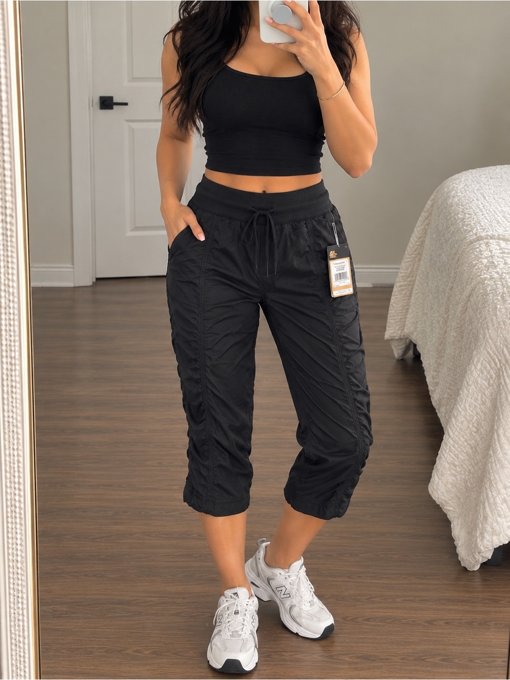 The North Face Aphrodite 2.0 Capri Pants Black S NWT